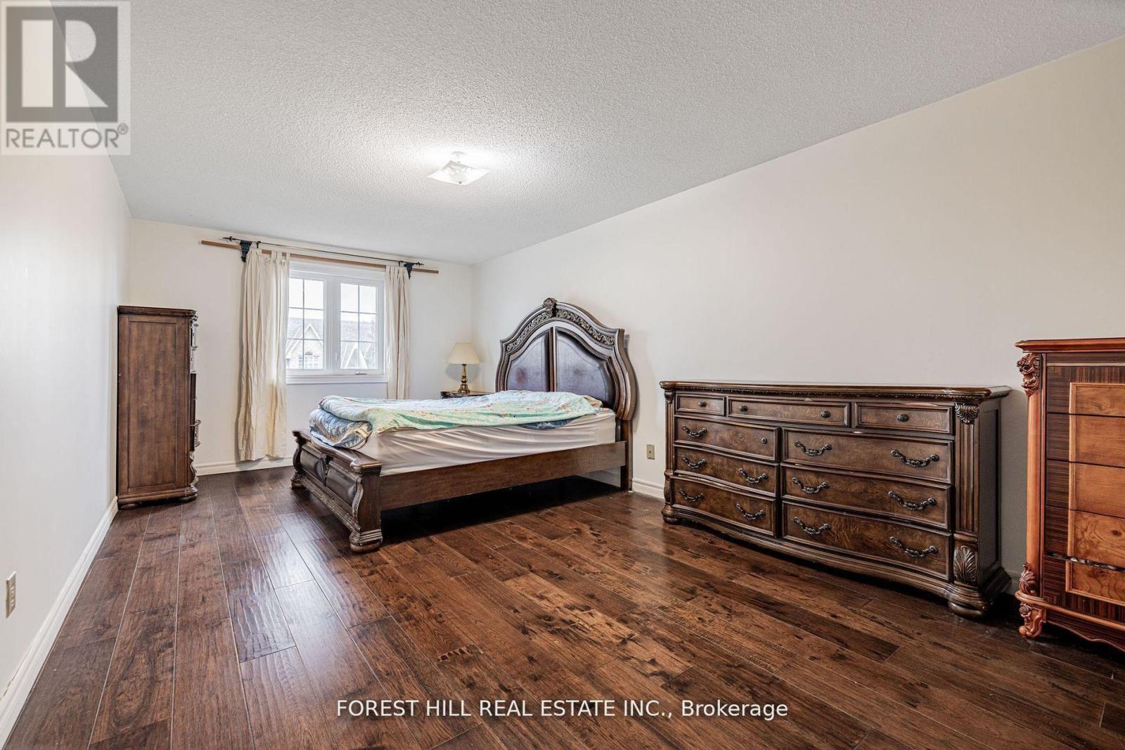 51 Briggs Avenue, Richmond Hill (Doncrest), Ontario  L4B 1N6 - Photo 23 - N12770026