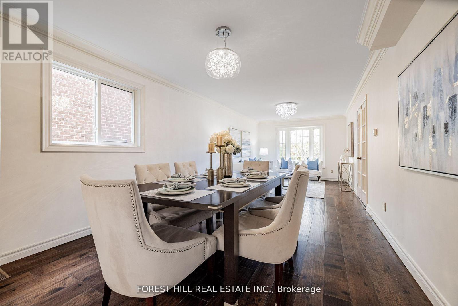 51 Briggs Avenue, Richmond Hill (Doncrest), Ontario  L4B 1N6 - Photo 7 - N12770026