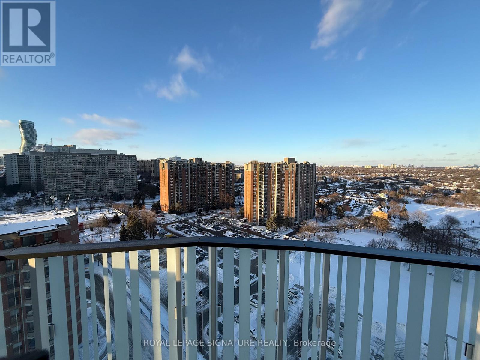 1304 - 1 Fairview Road E, Mississauga, Ontario  L5A 4C6 - Photo 20 - W12770032