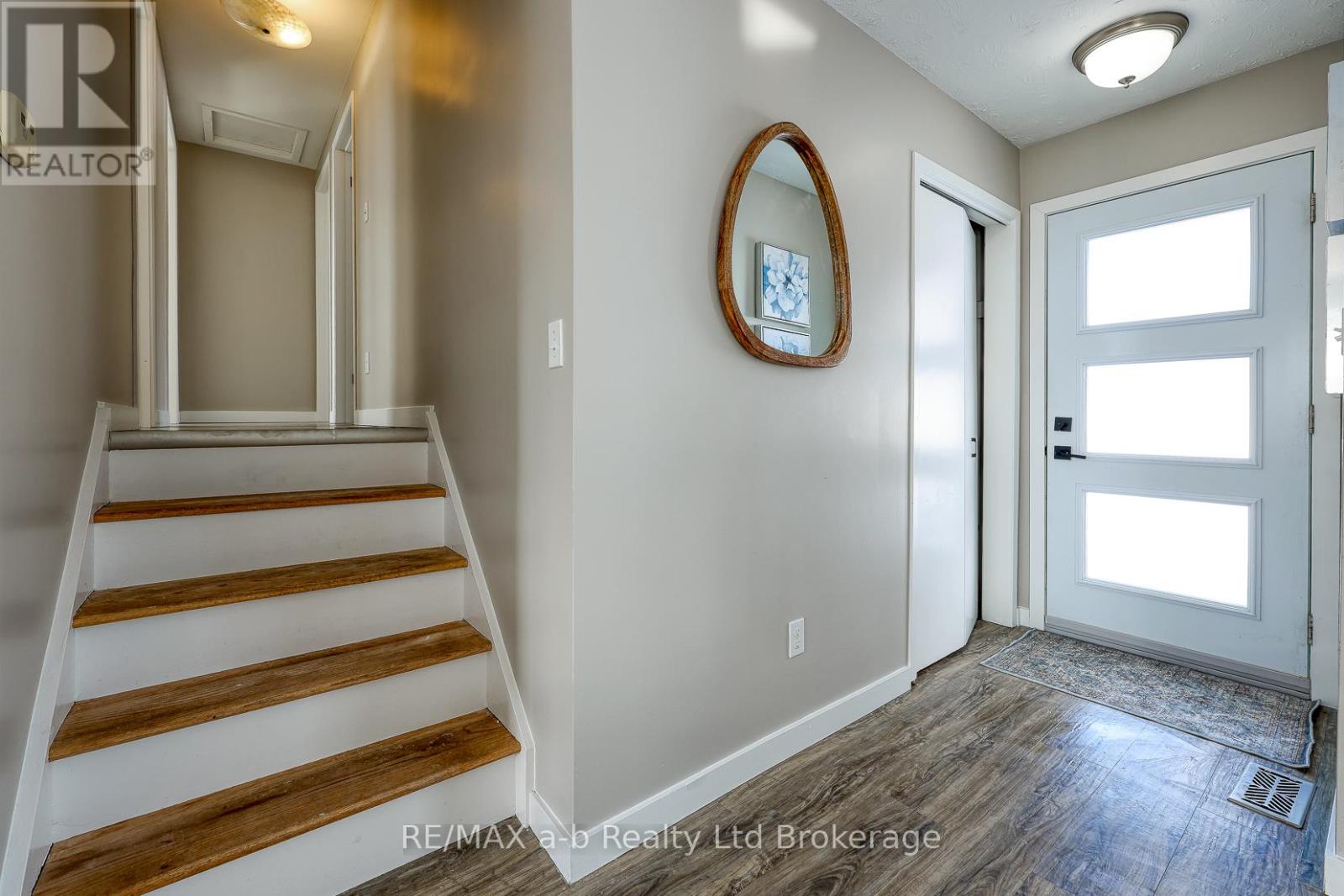 18 Bigham Crescent, Woodstock, Ontario  N4S 8H1 - Photo 19 - X12723860