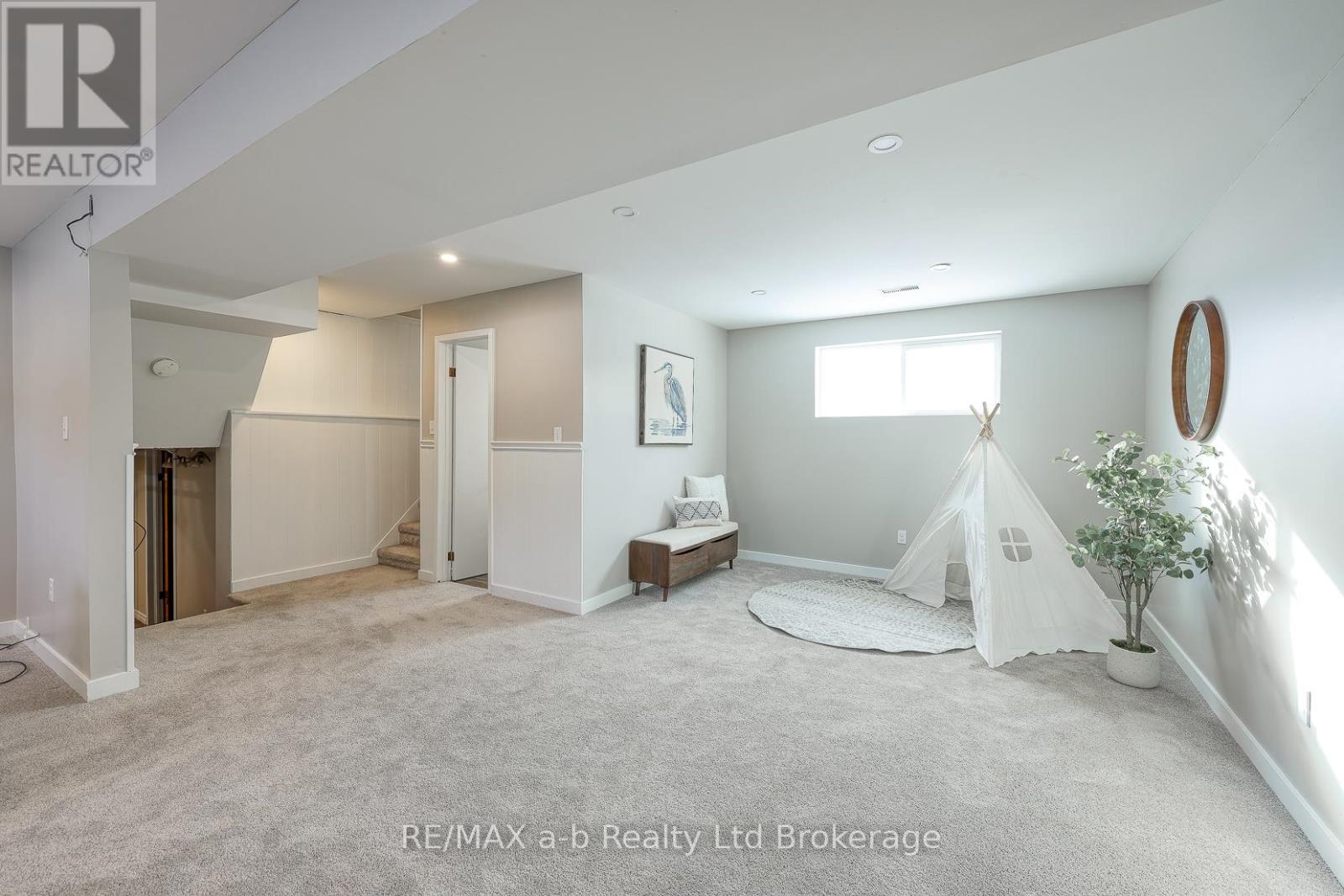 18 Bigham Crescent, Woodstock, Ontario  N4S 8H1 - Photo 30 - X12723860