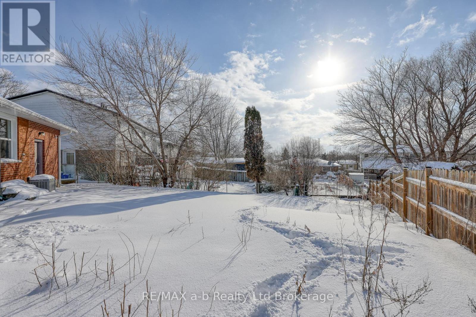 18 Bigham Crescent, Woodstock, Ontario  N4S 8H1 - Photo 44 - X12723860