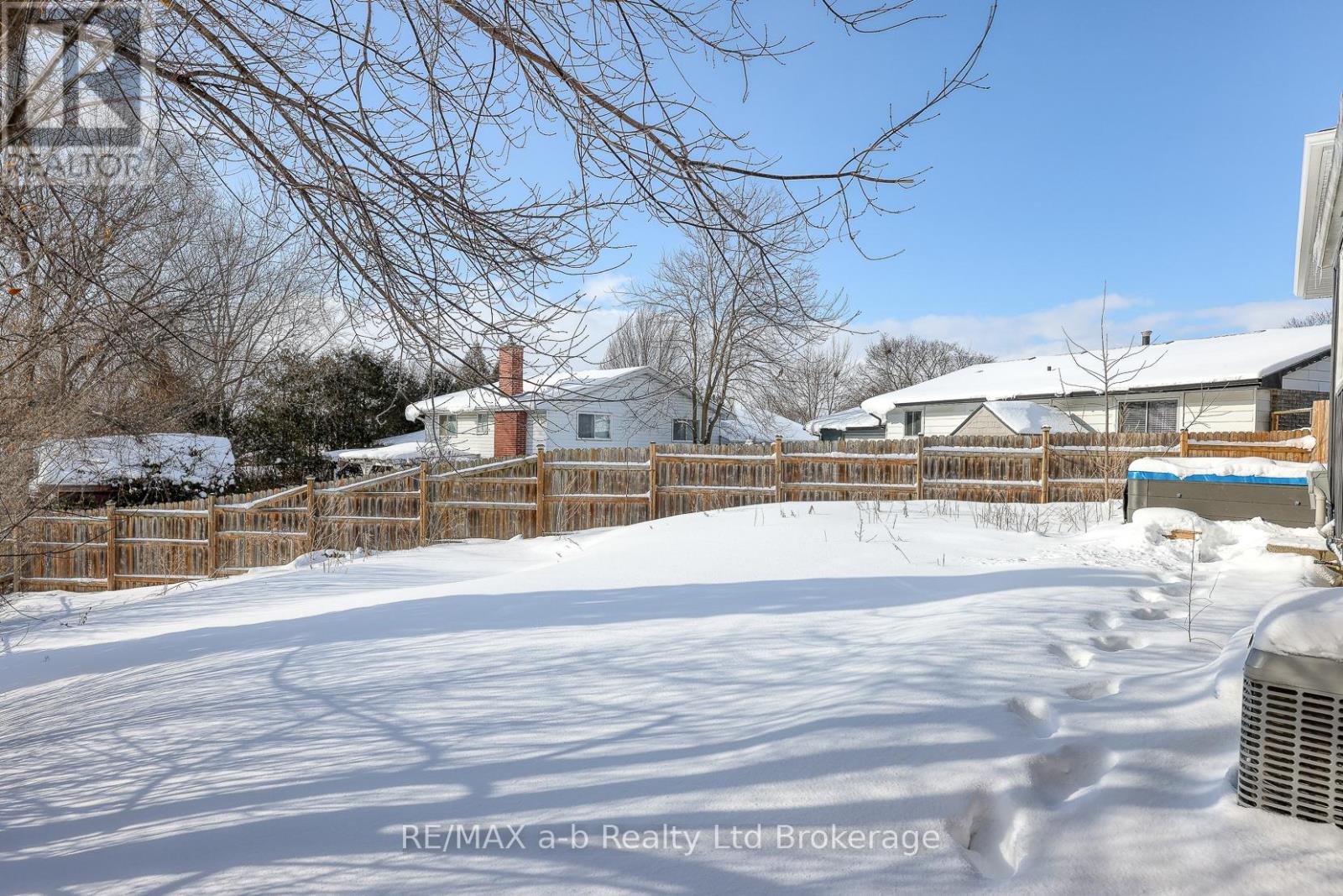 18 Bigham Crescent, Woodstock, Ontario  N4S 8H1 - Photo 42 - X12723860