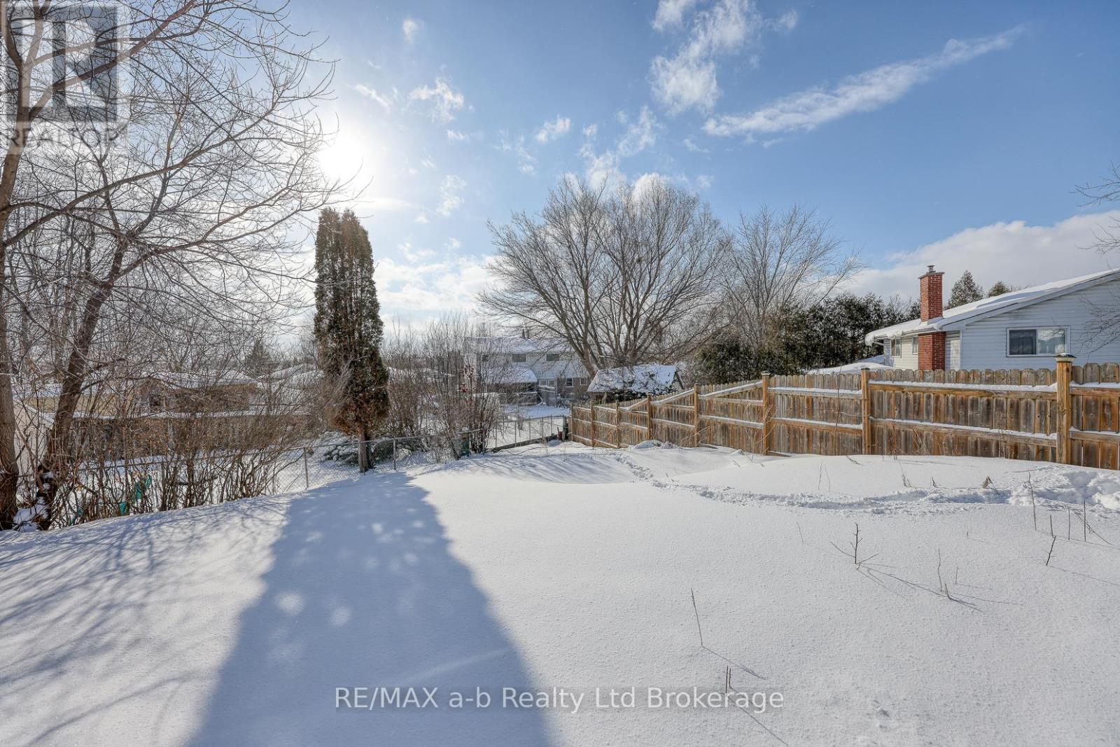 18 Bigham Crescent, Woodstock, Ontario  N4S 8H1 - Photo 45 - X12723860