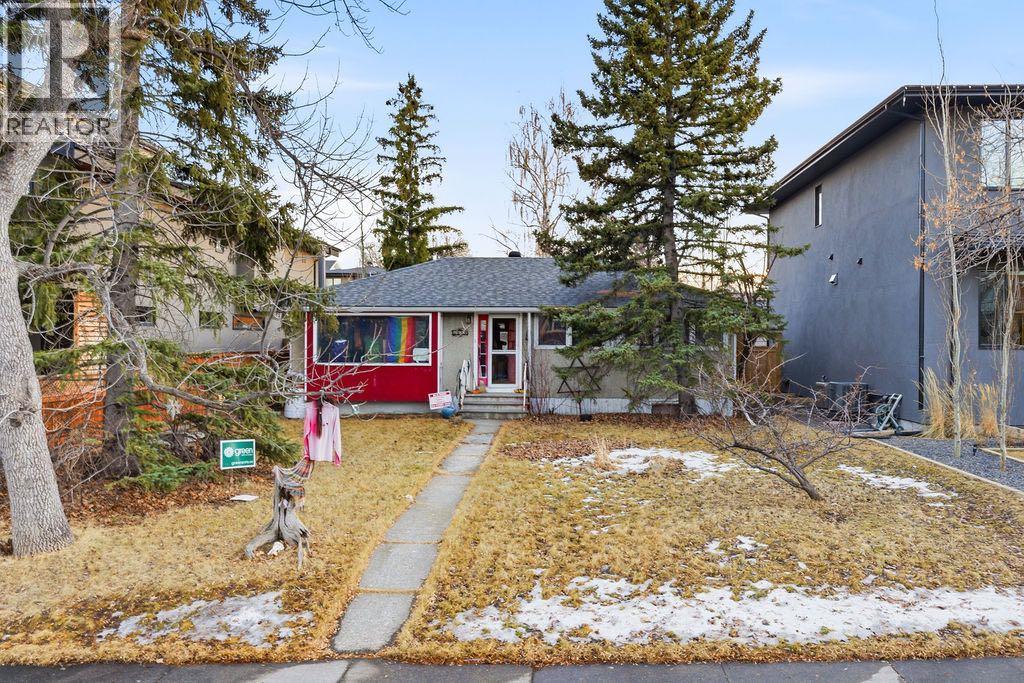 1939 47 Avenue SW, Calgary, Alberta