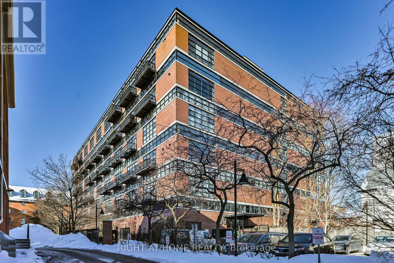 315 - 90 Sumach Street, Toronto, Ontario  M5A 3J9 - Photo 1 - C12770054