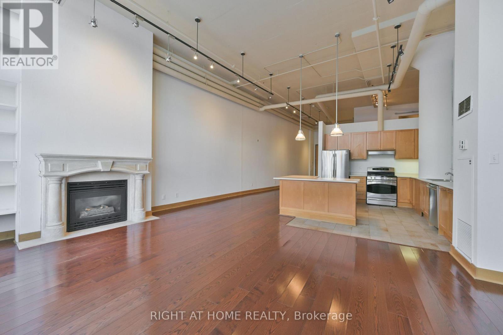 315 - 90 Sumach Street, Toronto, Ontario  M5A 3J9 - Photo 6 - C12770054