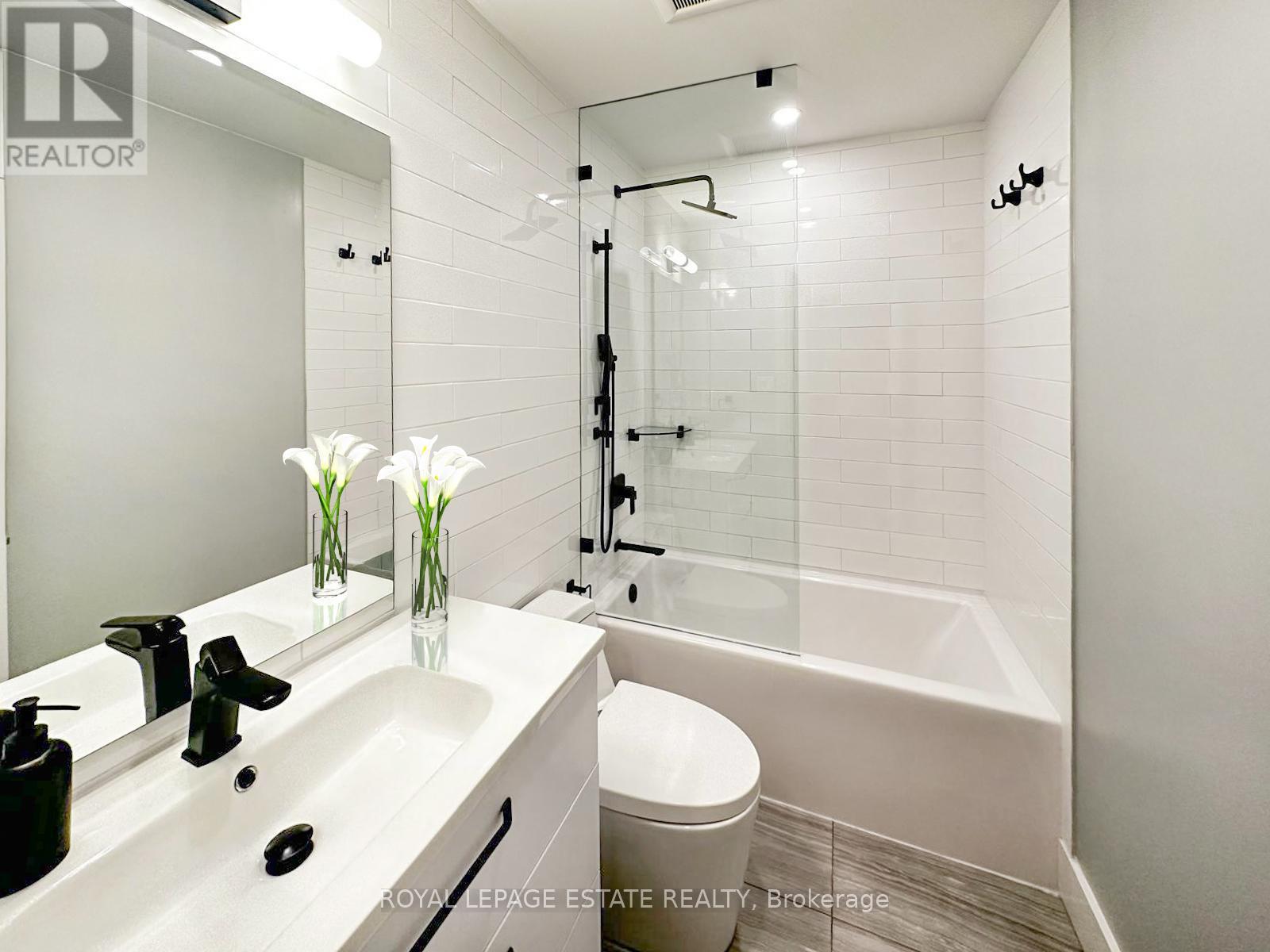 45 Whistle Post Street, Toronto, Ontario  M4E 3W7 - Photo 10 - E12770048