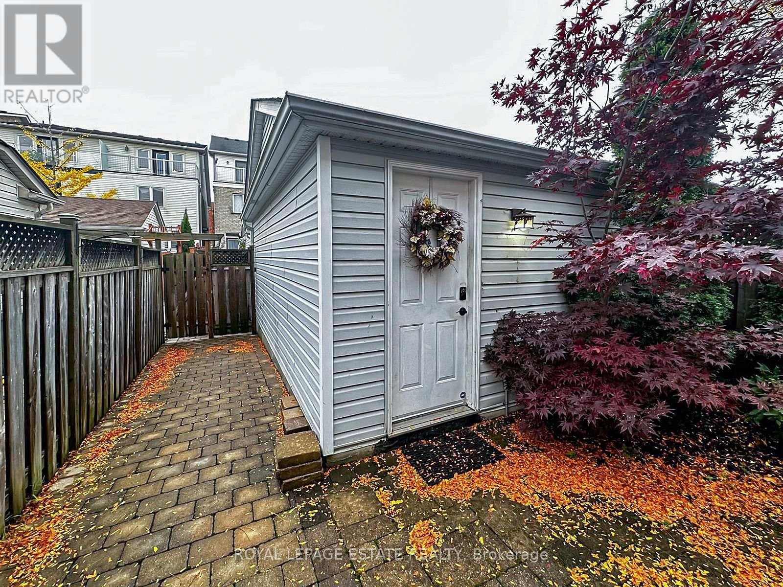 45 Whistle Post Street, Toronto, Ontario  M4E 3W7 - Photo 13 - E12770048