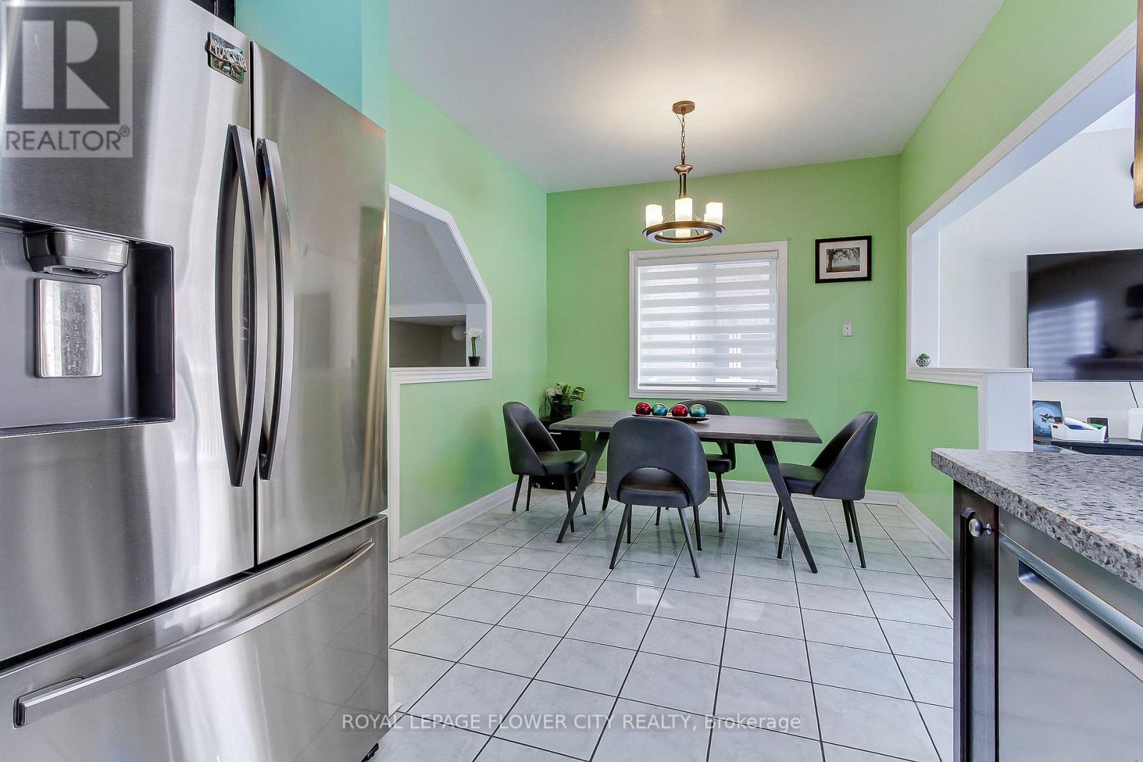 48 Grover Rd (Main & Upper) Road, Brampton, Ontario  L6Y 5R3 - Photo 17 - W12770046