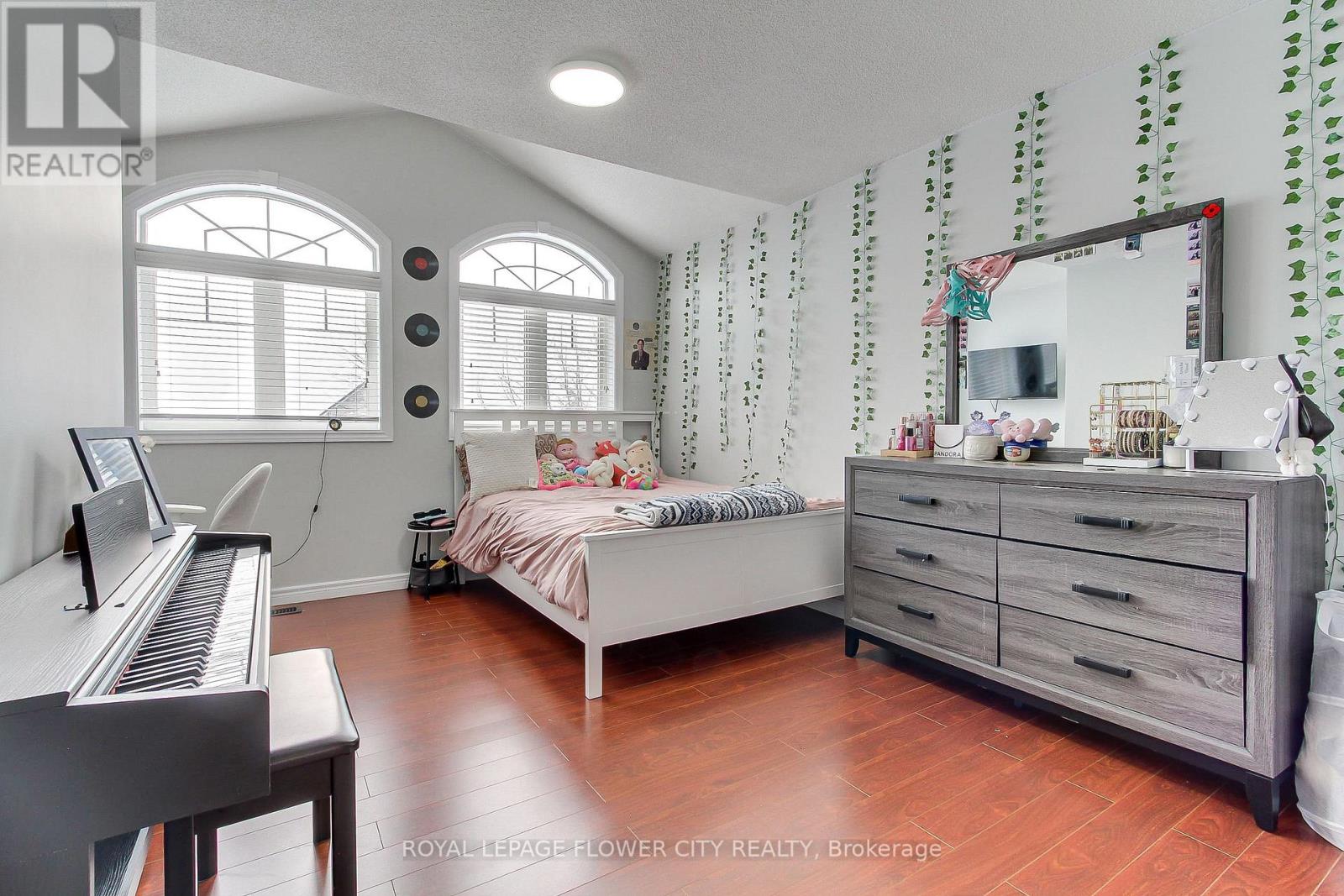 48 Grover Rd (Main & Upper) Road, Brampton, Ontario  L6Y 5R3 - Photo 33 - W12770046