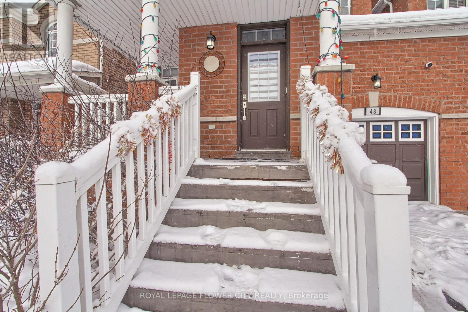 48 Grover Rd (Main & Upper) Road, Brampton, Ontario  L6Y 5R3 - Photo 4 - W12770046