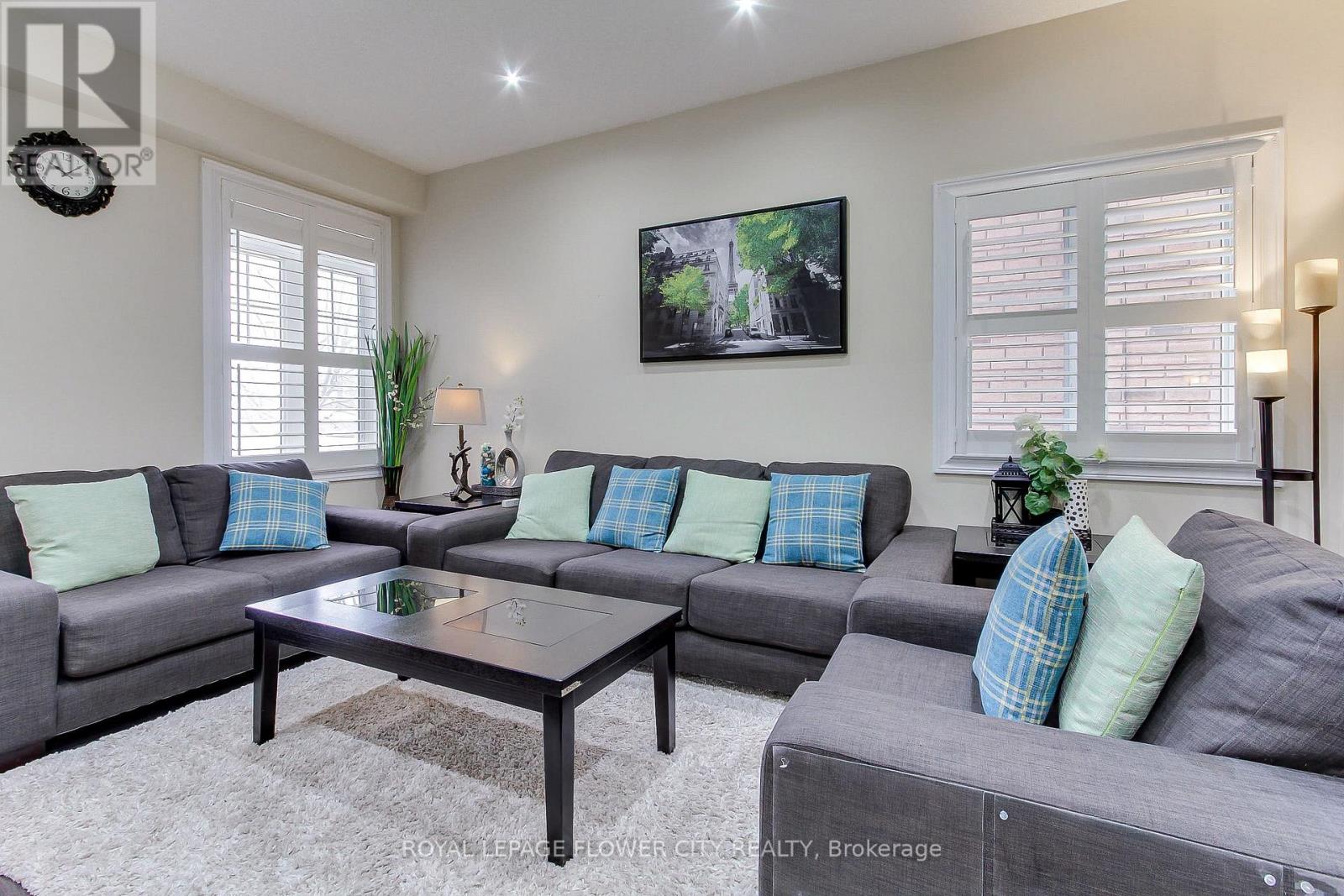 48 Grover Rd (Main & Upper) Road, Brampton, Ontario  L6Y 5R3 - Photo 7 - W12770046