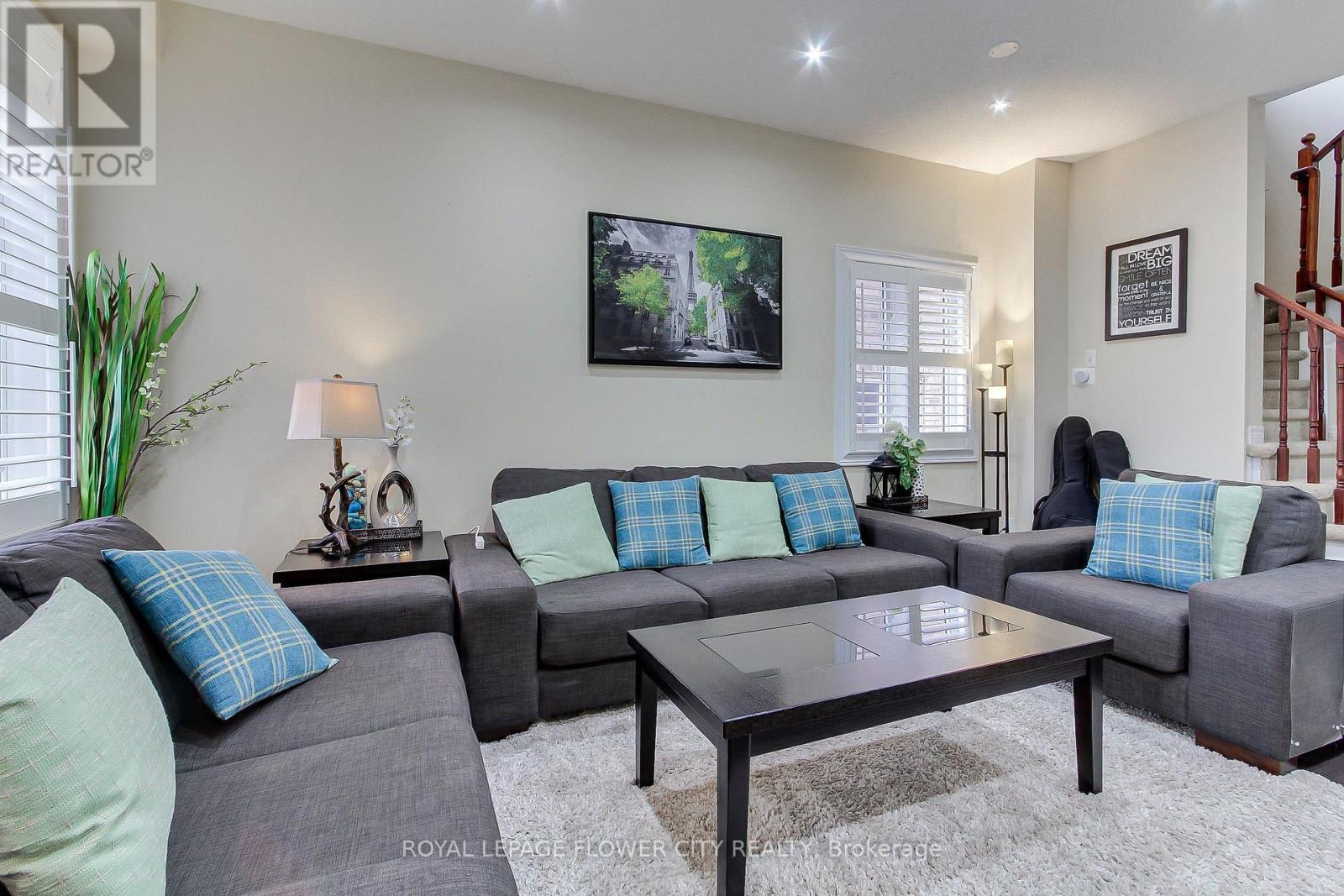 48 Grover Rd (Main & Upper) Road, Brampton, Ontario  L6Y 5R3 - Photo 8 - W12770046