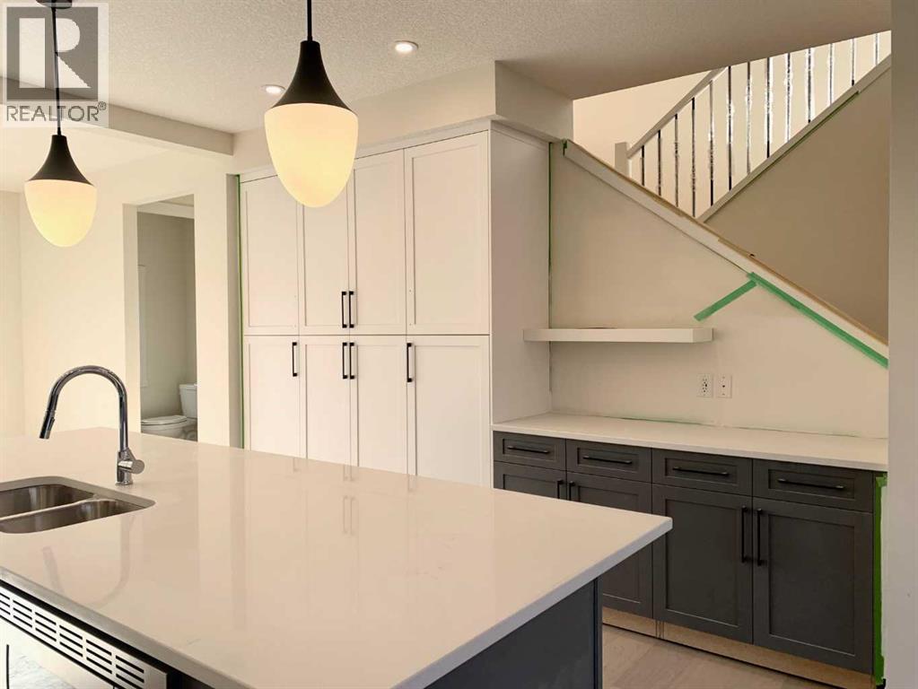 144 Crimson Ridge Place Nw, Calgary, Alberta  T3L 0K4 - Photo 3 - A2276822