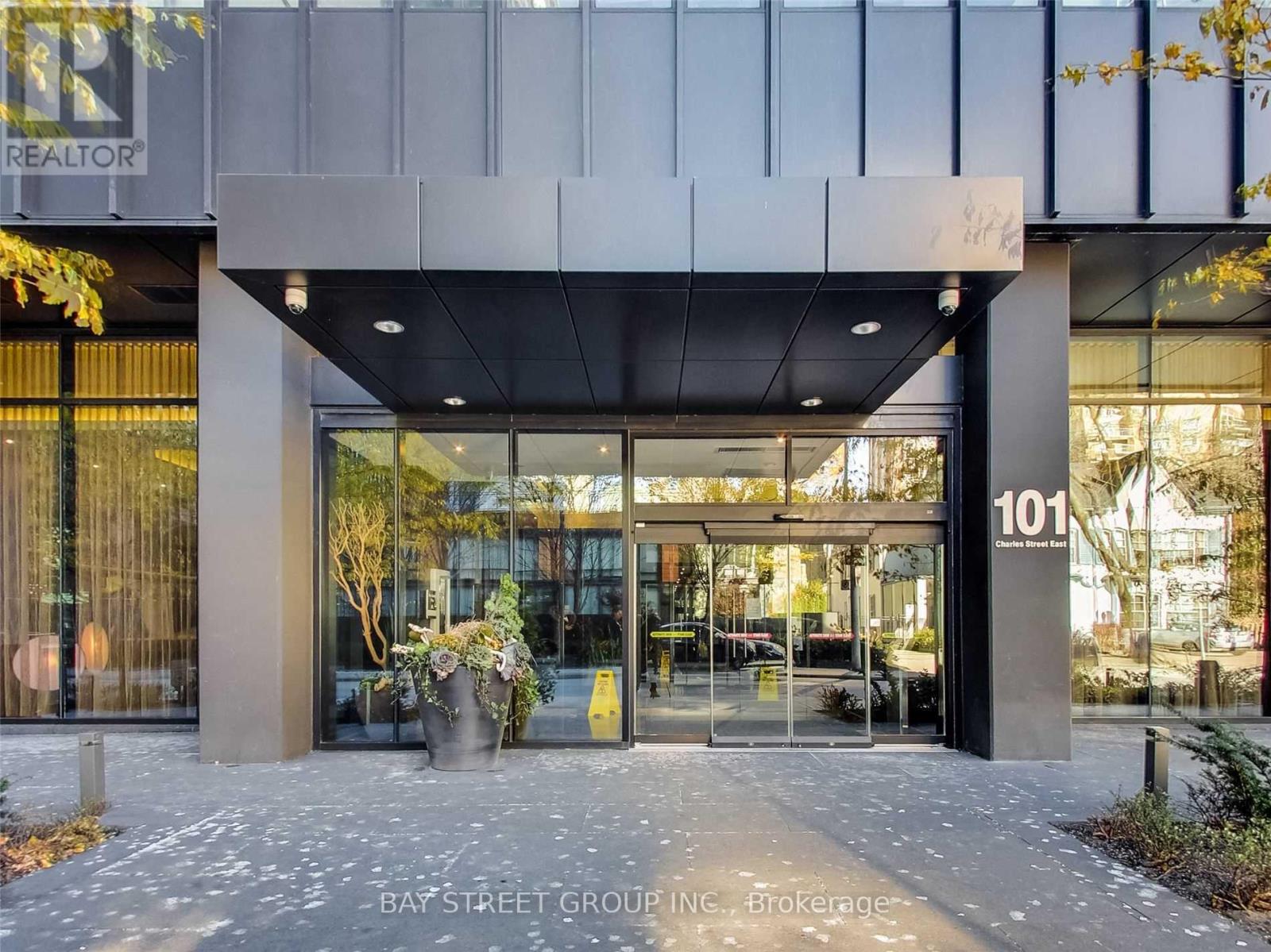 2907 - 101 Charles Street E, Toronto, Ontario  M4Y 0A9 - Photo 2 - C12770062