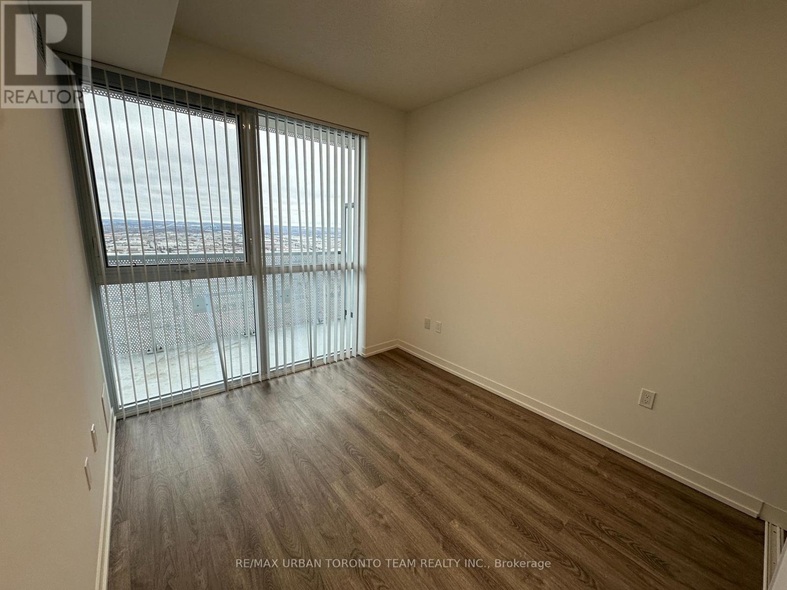 5205 - 8 Interchange Way, Vaughan, Ontario  L4K 5Z7 - Photo 10 - N12770058