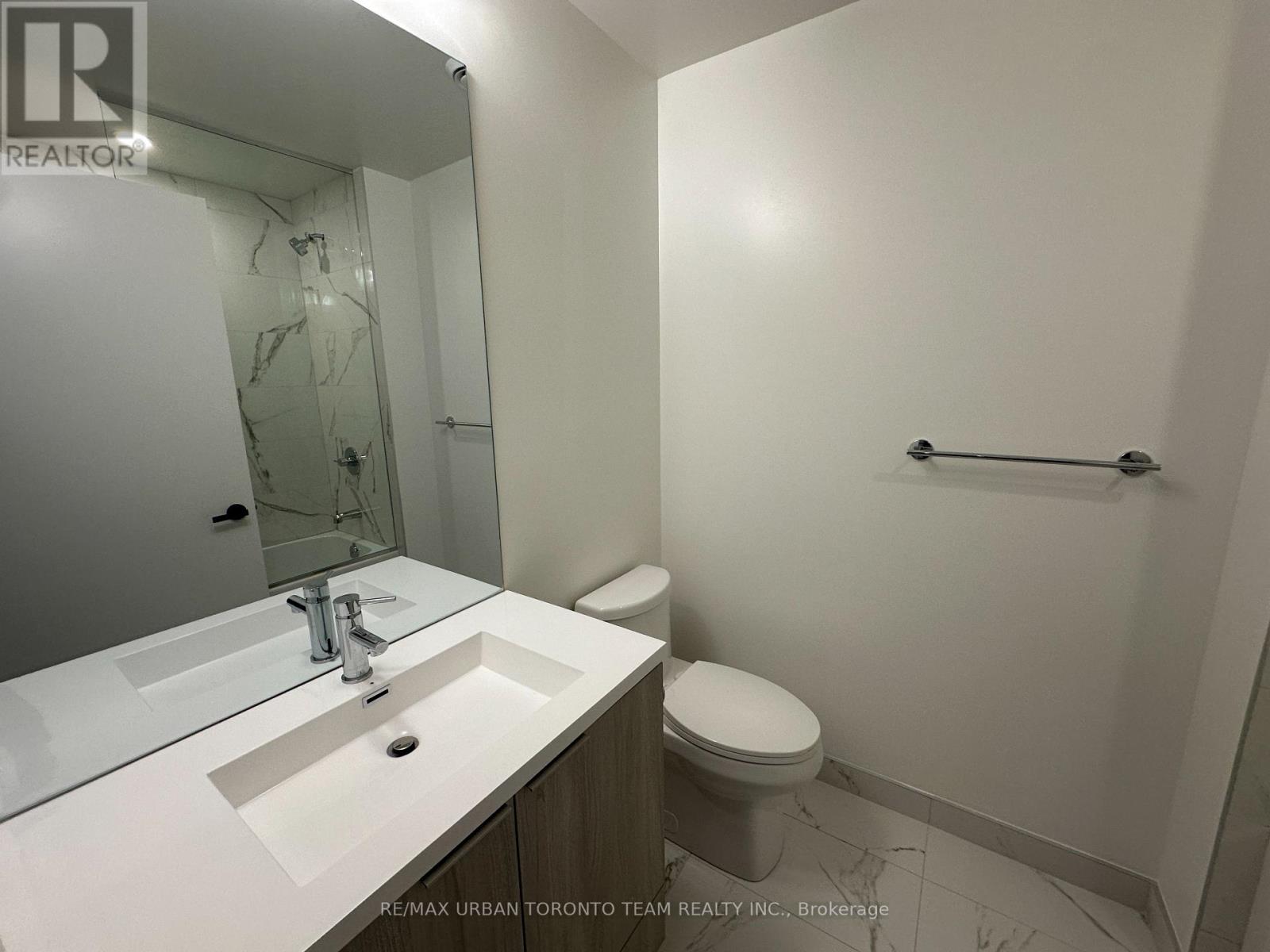 5205 - 8 Interchange Way, Vaughan, Ontario  L4K 5Z7 - Photo 15 - N12770058