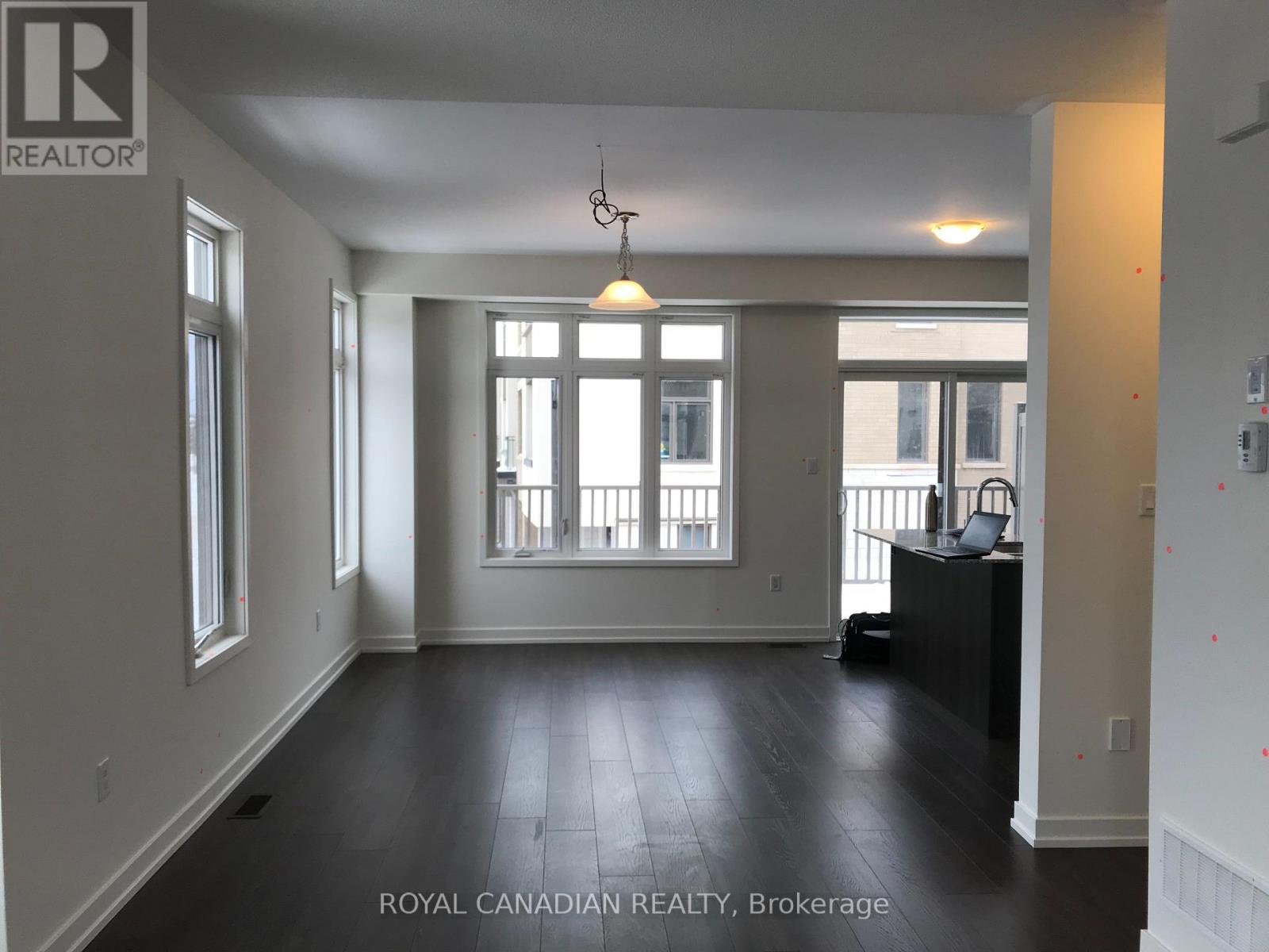 188 Wheat Boom Drive, Oakville, Ontario  L6H 0M1 - Photo 3 - W12770060