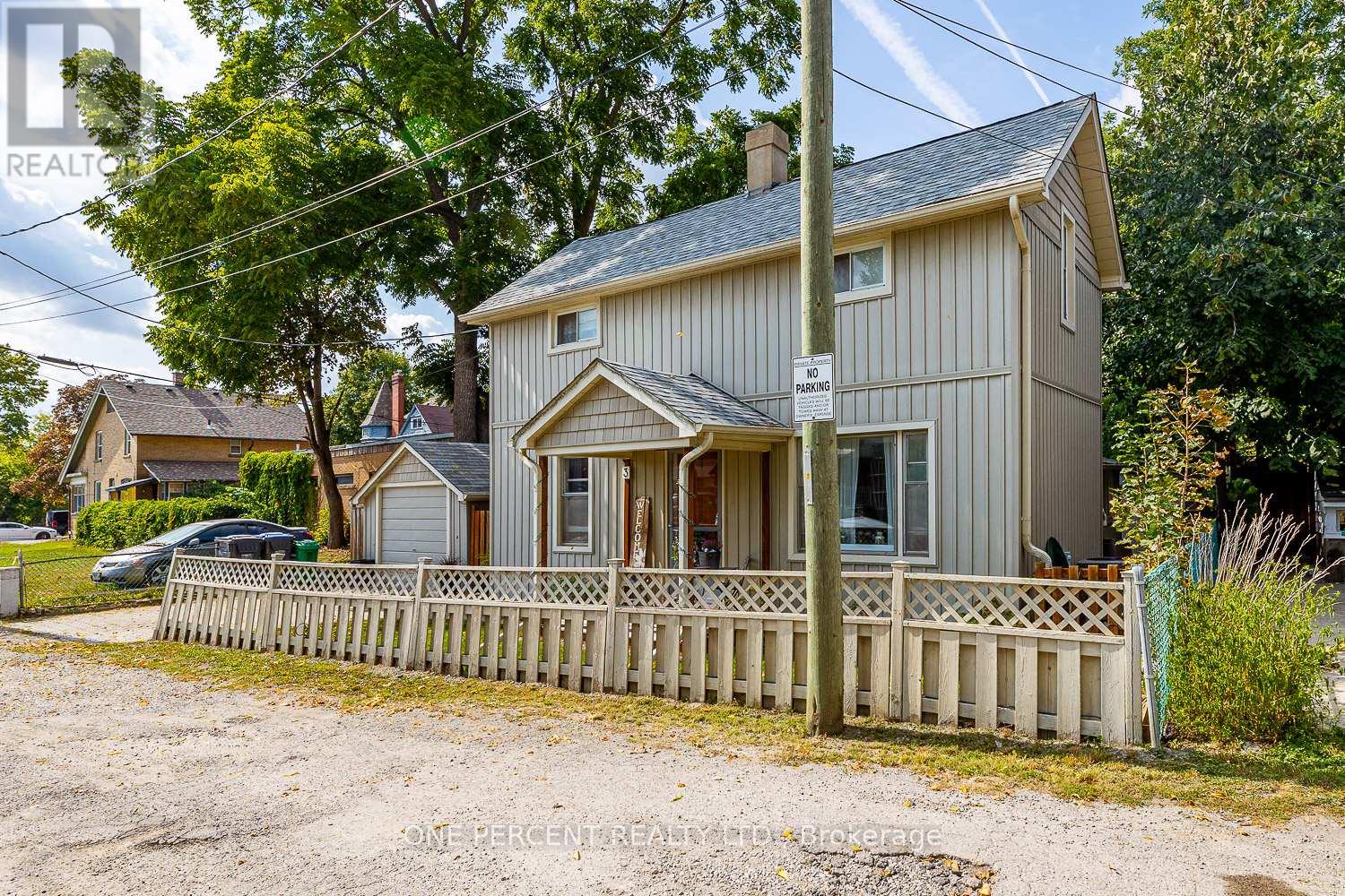 3 Bird Avenue, Brampton, Ontario  L6V 1K8 - Photo 2 - W12770074