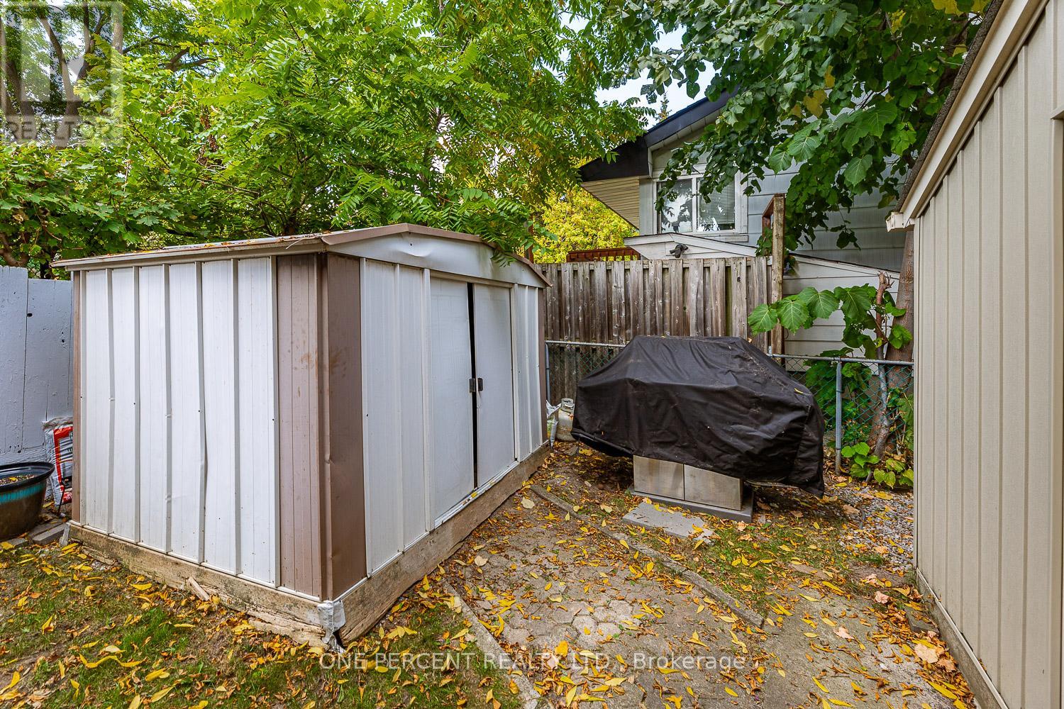 3 Bird Avenue, Brampton, Ontario  L6V 1K8 - Photo 28 - W12770074