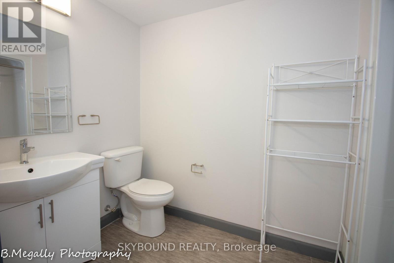 2312 - 258b Sunview Street, Waterloo, Ontario  N2L 0H7 - Photo 11 - X12770056