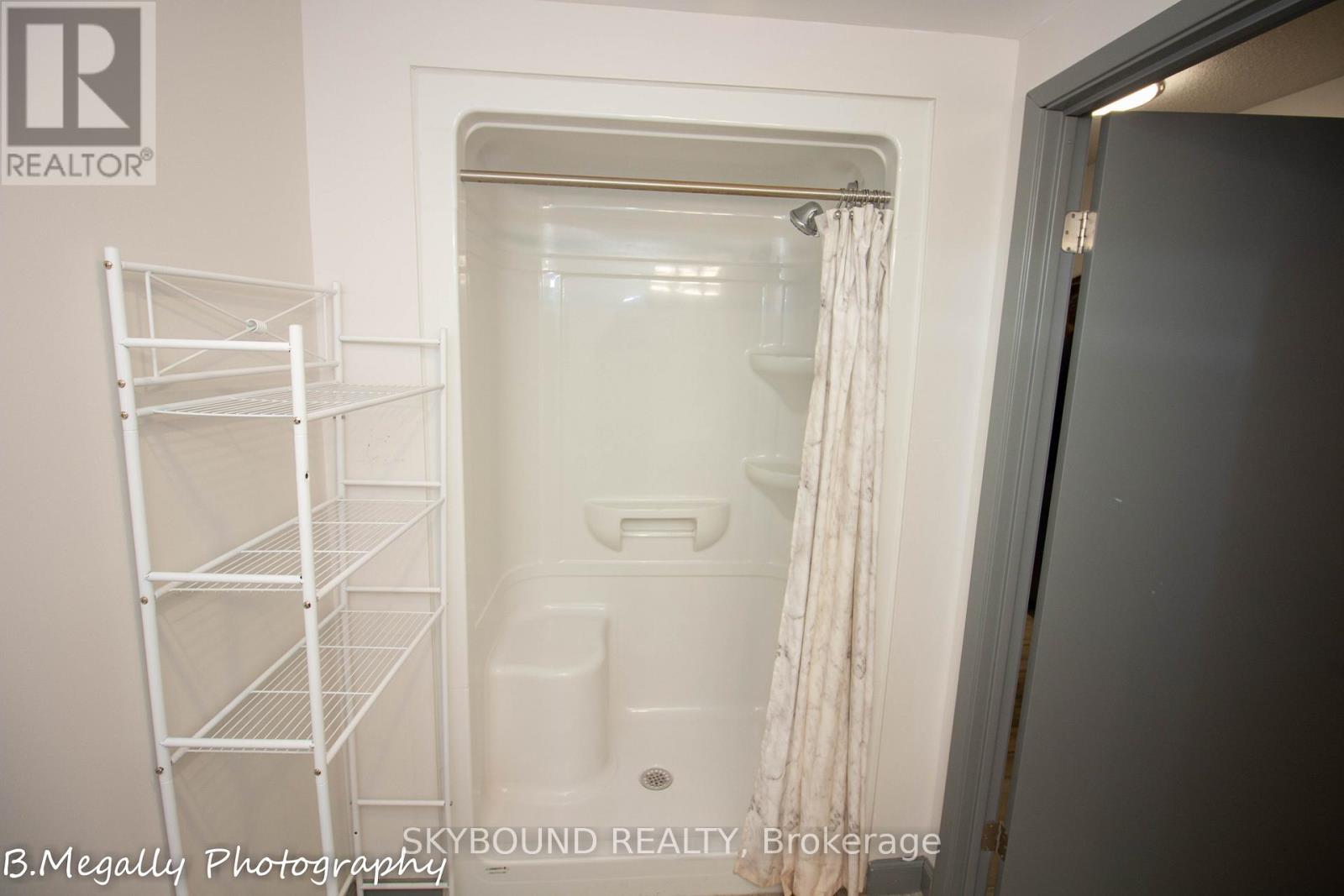 2312 - 258b Sunview Street, Waterloo, Ontario  N2L 0H7 - Photo 12 - X12770056