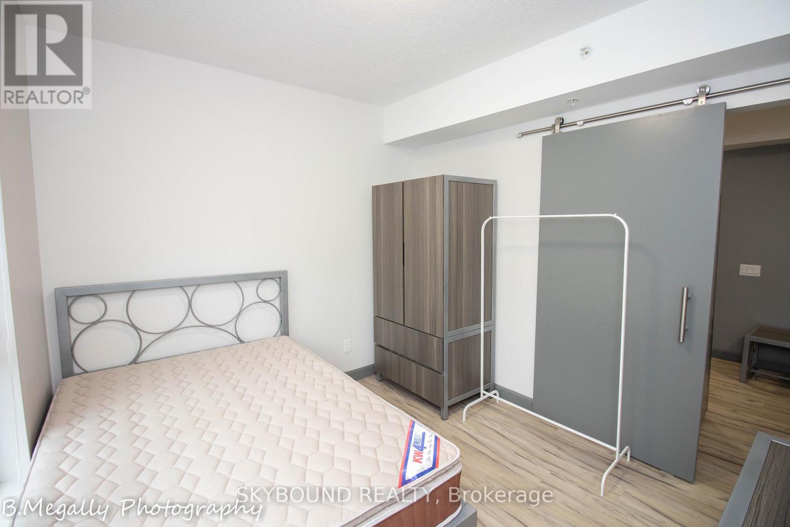 2312 - 258b Sunview Street, Waterloo, Ontario  N2L 0H7 - Photo 6 - X12770056