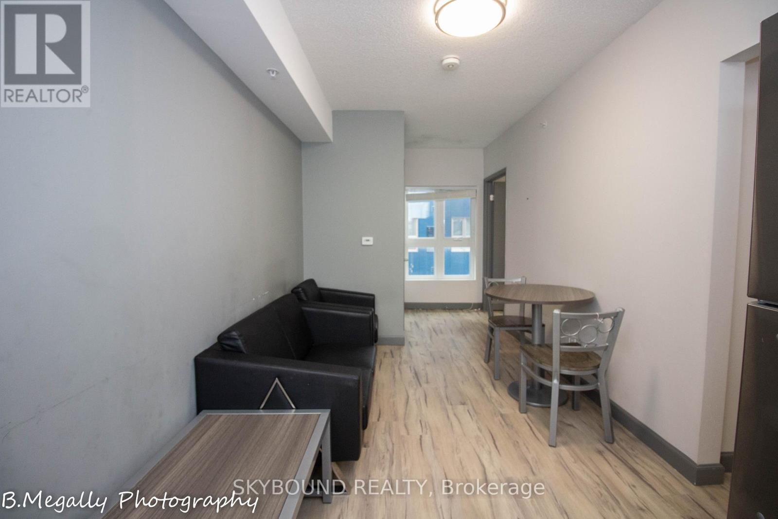 2312 - 258b Sunview Street, Waterloo, Ontario  N2L 0H7 - Photo 9 - X12770056