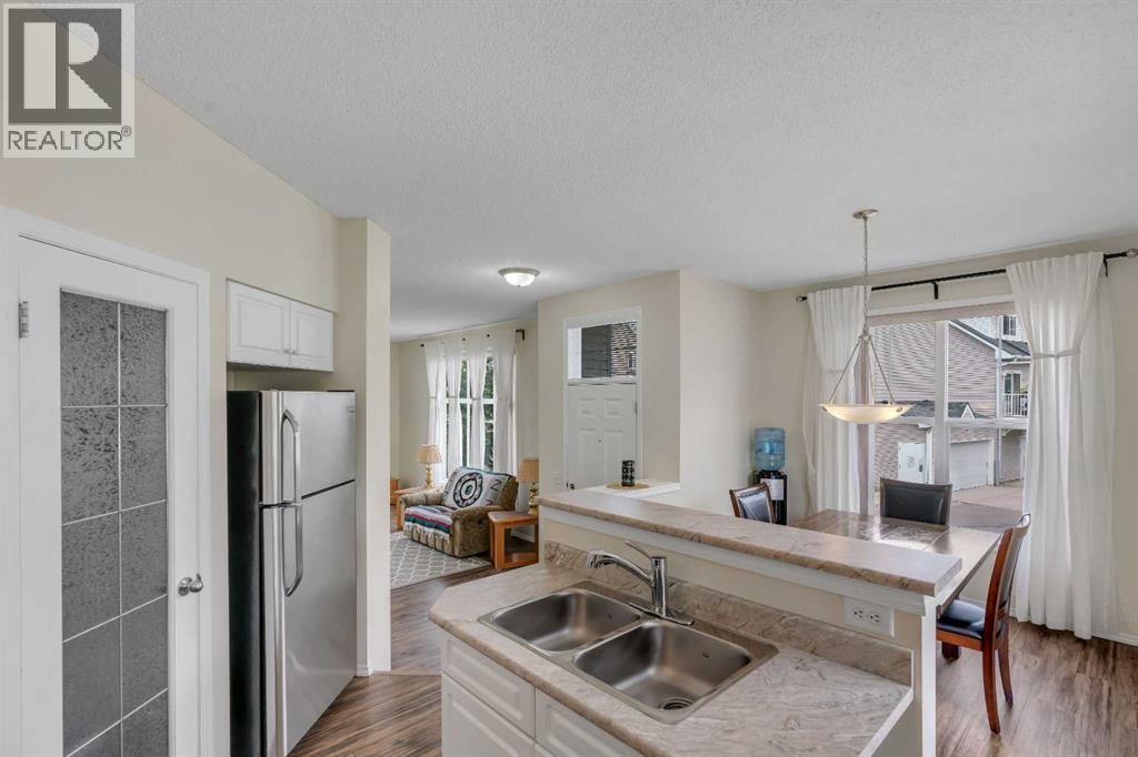 117 Mckenzie Towne Gate Se, Calgary, Alberta  T2Z 4G2 - Photo 19 - A2275295