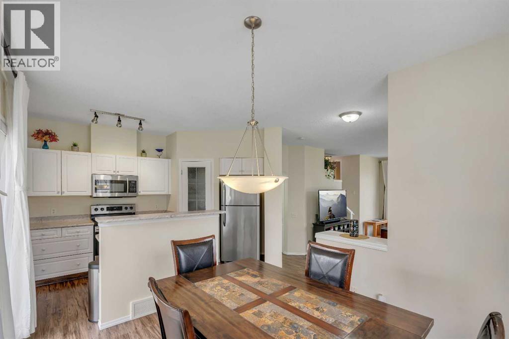 117 Mckenzie Towne Gate Se, Calgary, Alberta  T2Z 4G2 - Photo 22 - A2275295