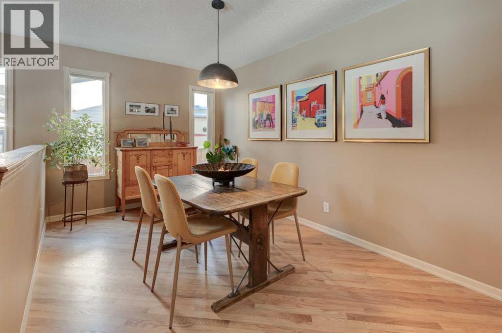 9 Mountain Place, Okotoks, Alberta  T1S 1G7 - Photo 8 - A2282183