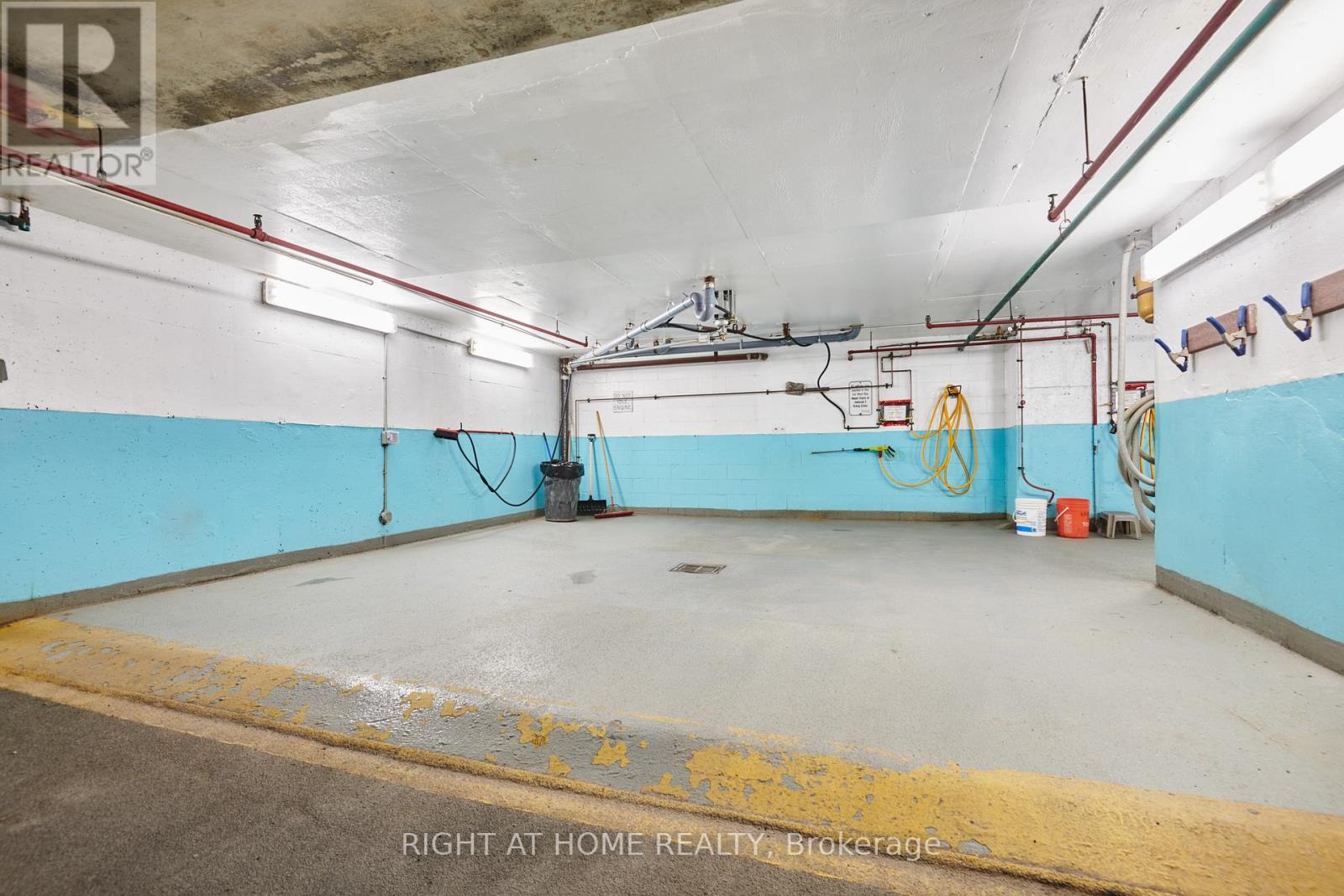 1406 - 1171 Ambleside Drive, Ottawa, Ontario  K2B 8E1 - Photo 38 - X12770090