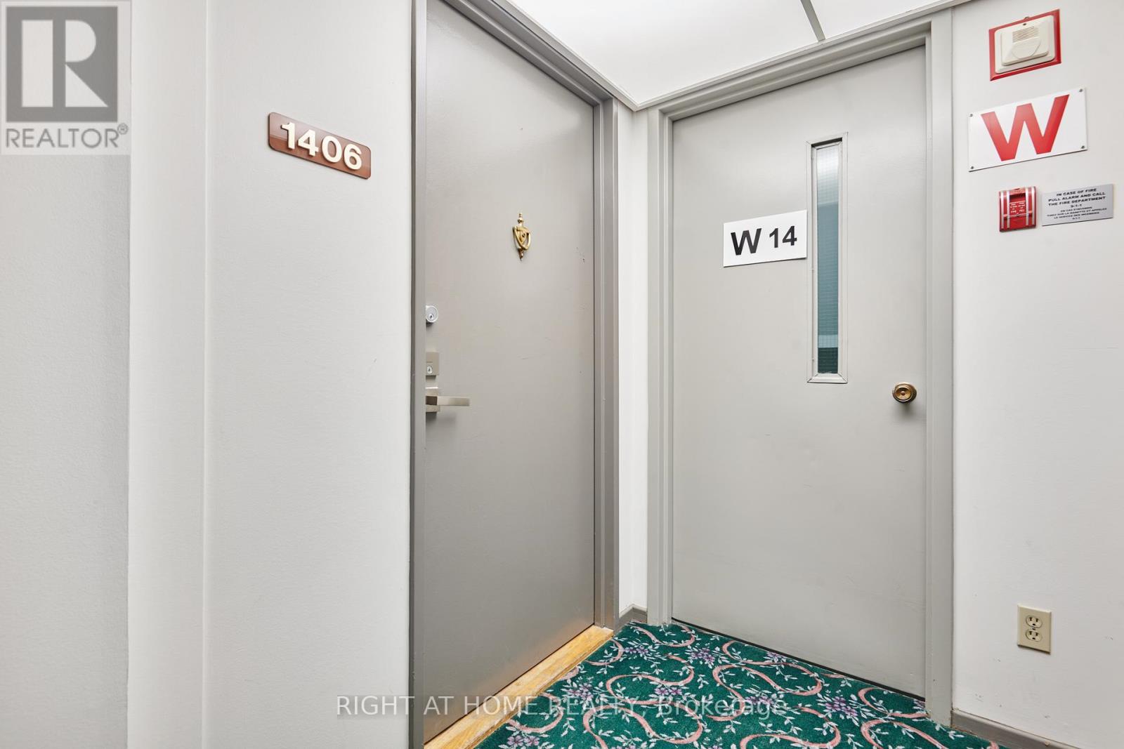 1406 - 1171 Ambleside Drive, Ottawa, Ontario  K2B 8E1 - Photo 4 - X12770090