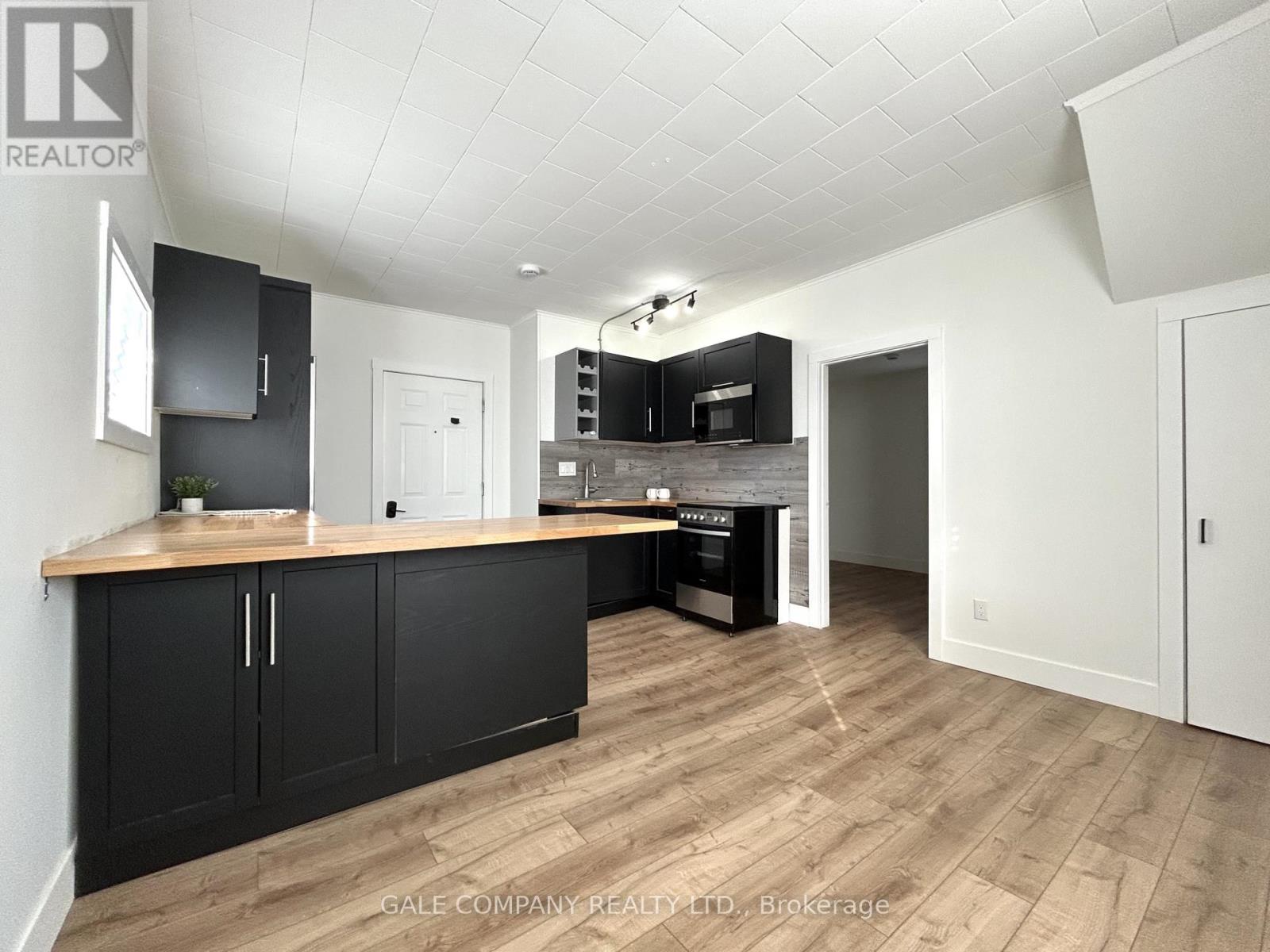 7 - 131 Reserve Street, Mississippi Mills, Ontario  K0A 1A0 - Photo 2 - X12770112