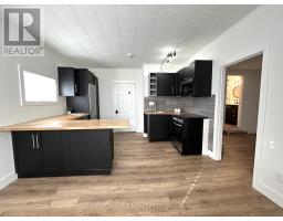 7 - 131 RESERVE STREET, Mississippi Mills, Ontario