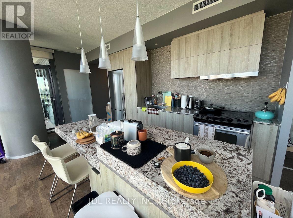 2810 - 101 Charles Street E, Toronto, Ontario  M4Y 1V2 - Photo 12 - C12770108