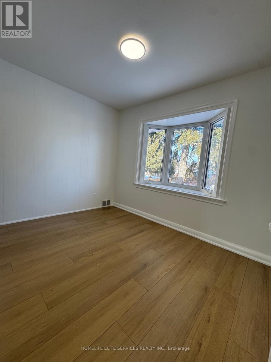 81 Wayne Avenue, Toronto, Ontario  M1R 1Y4 - Photo 11 - E12770092