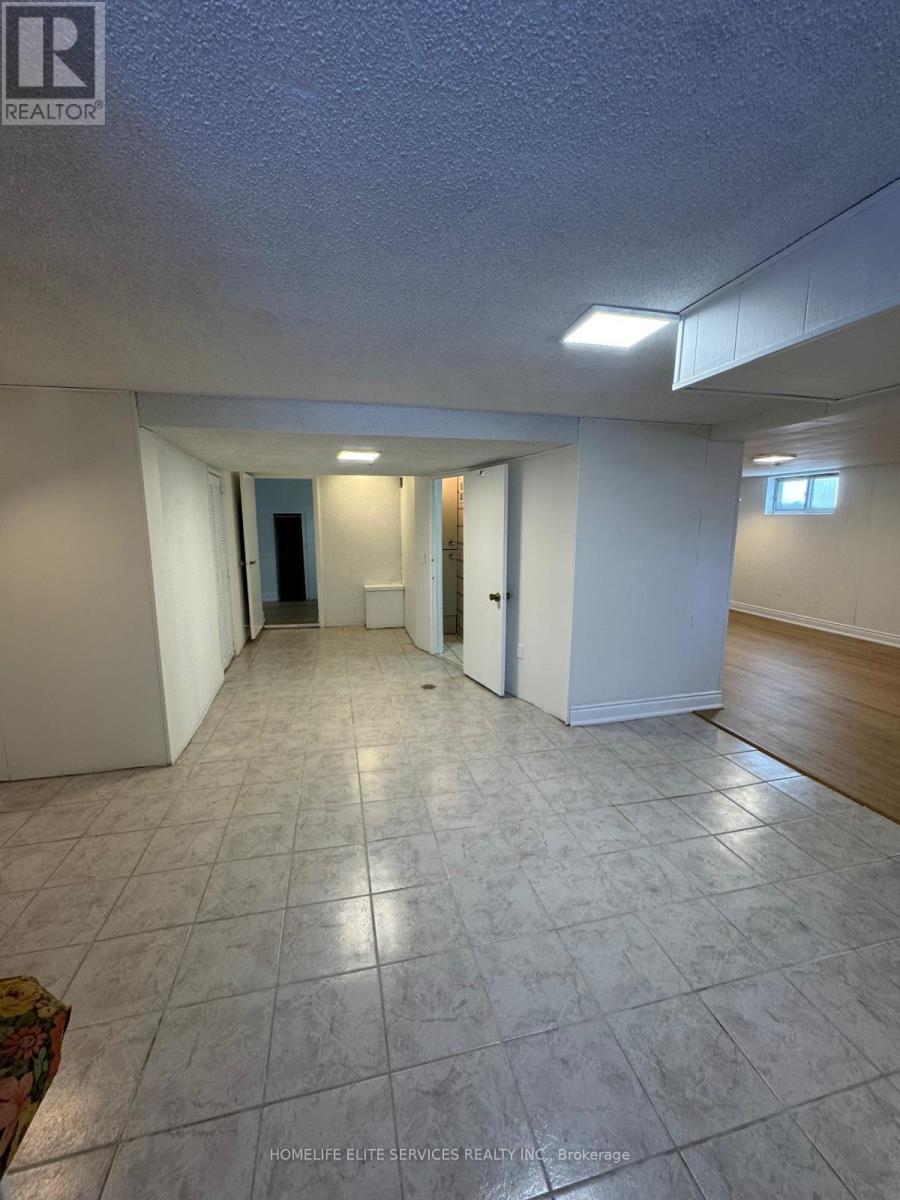 81 Wayne Avenue, Toronto, Ontario  M1R 1Y4 - Photo 18 - E12770092