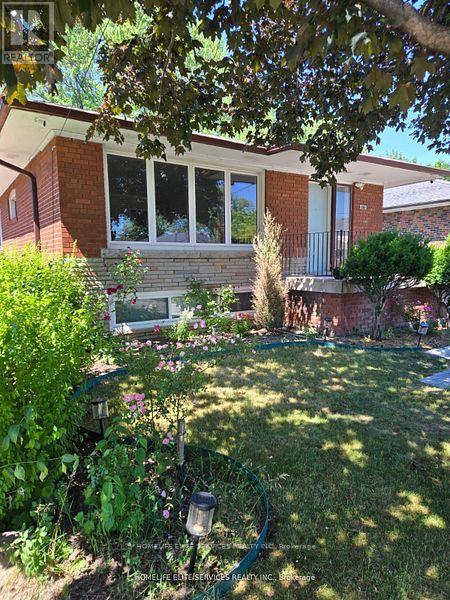 28 DELBERT DRIVE, Toronto, Ontario