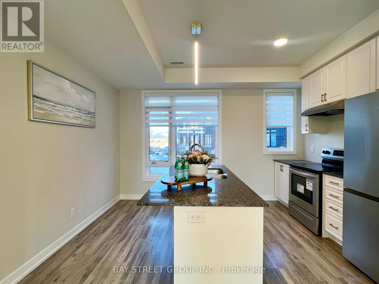 13 - 370 Red Maple Road, Richmond Hill, Ontario  L4C 5T4 - Photo 9 - N12770082