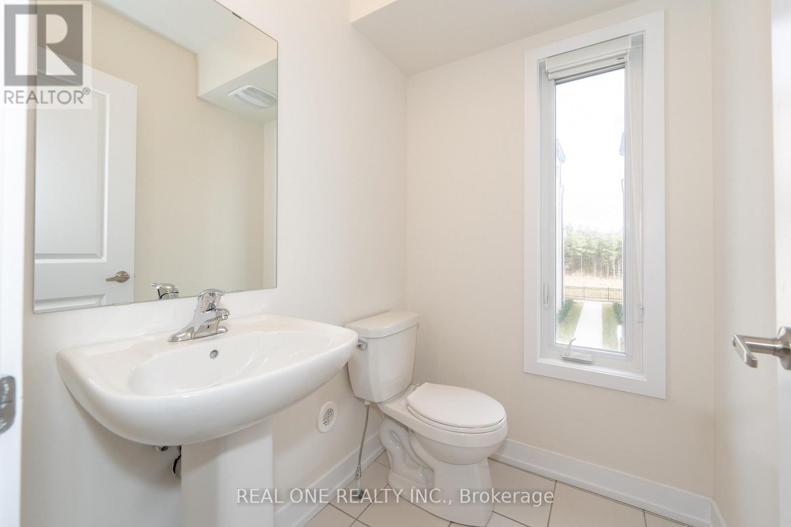 28 Credit Lane, Richmond Hill, Ontario  L4E 1G9 - Photo 19 - N12770102