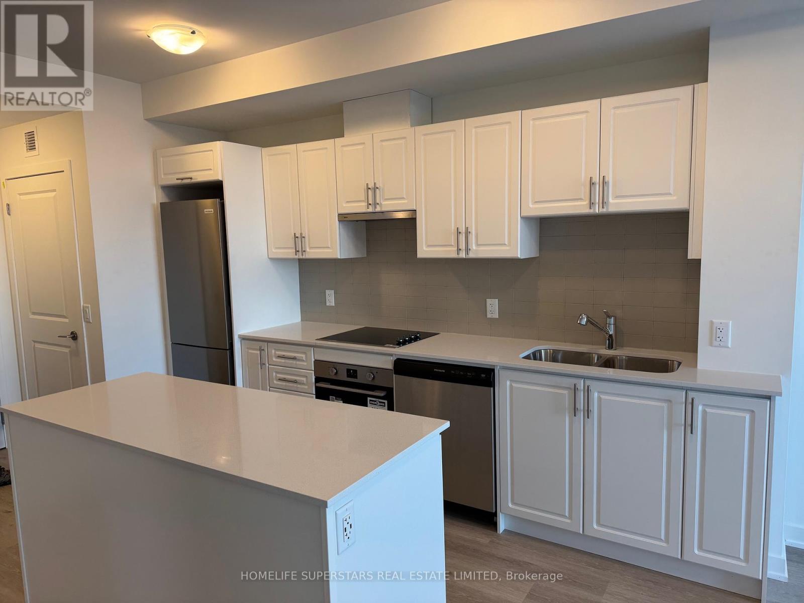 802 - 461 Green Road, Hamilton, Ontario  L8E 4B4 - Photo 3 - X12770094