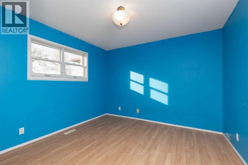 209 Mt Blakiston Road W, Lethbridge, Alberta  T1K 6M3 - Photo 14 - A2277374