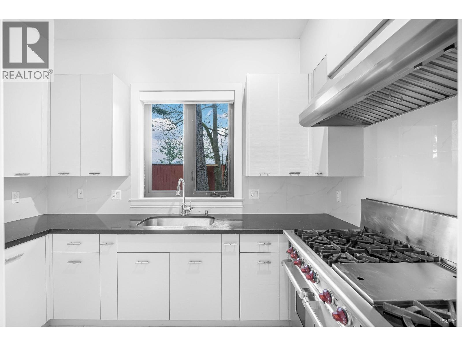 6760 Coltsfoot Drive, Richmond, British Columbia  V7C 2J4 - Photo 14 - R3087084