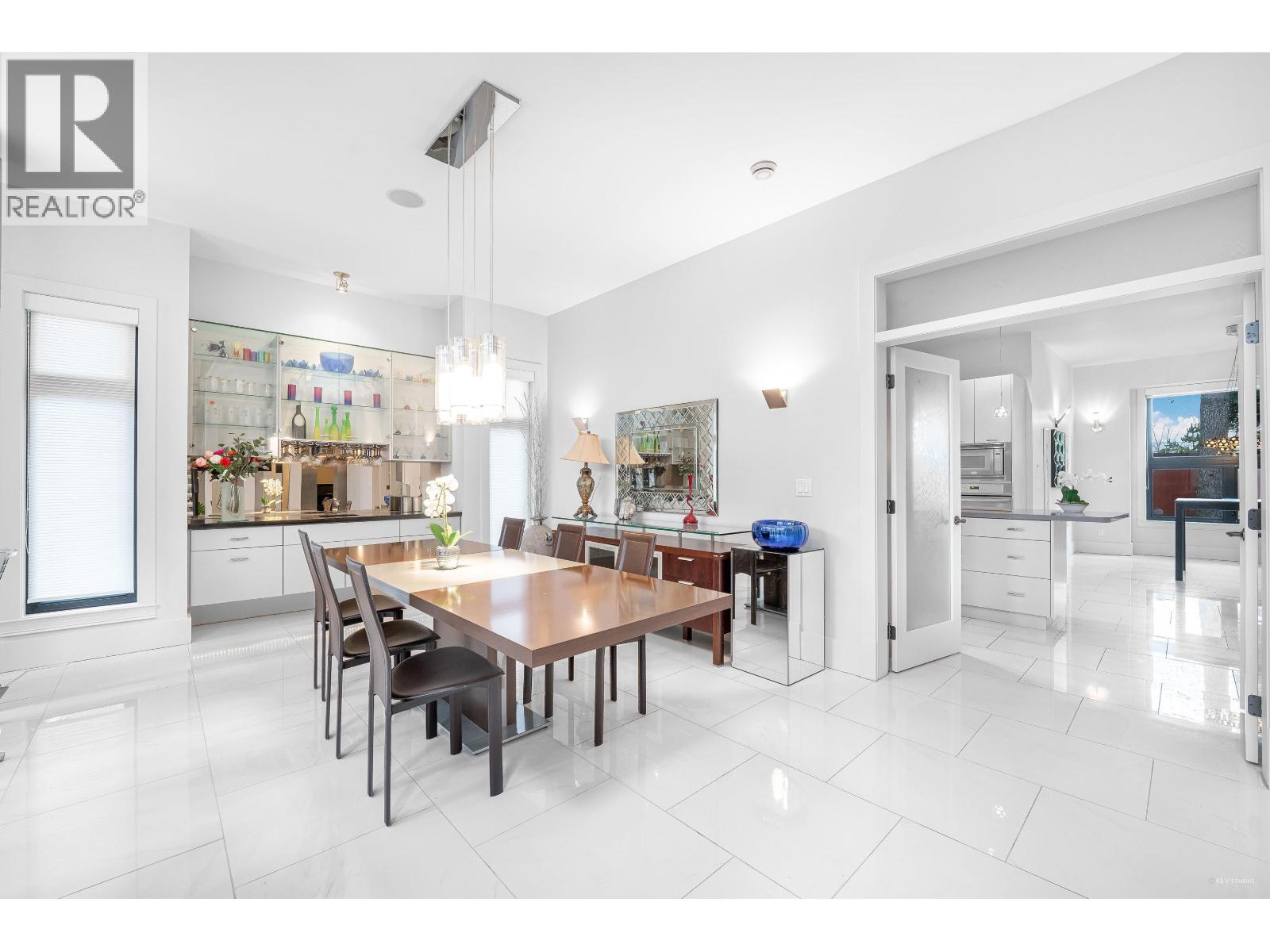 6760 Coltsfoot Drive, Richmond, British Columbia  V7C 2J4 - Photo 5 - R3087084