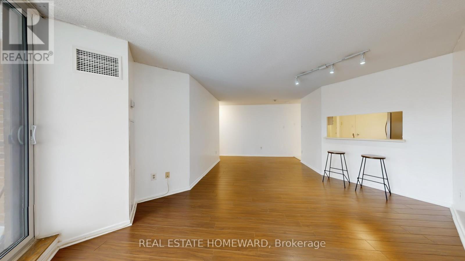 623 - 77 Maitland Place, Toronto, Ontario  M4Y 2V6 - Photo 10 - C12770136