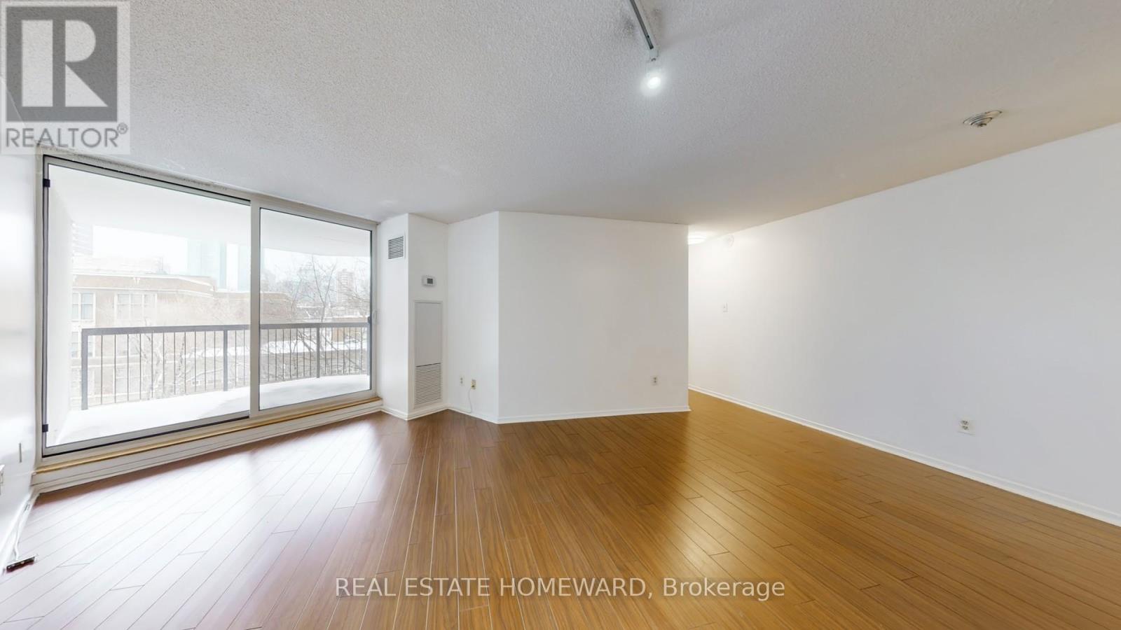 623 - 77 Maitland Place, Toronto, Ontario  M4Y 2V6 - Photo 6 - C12770136