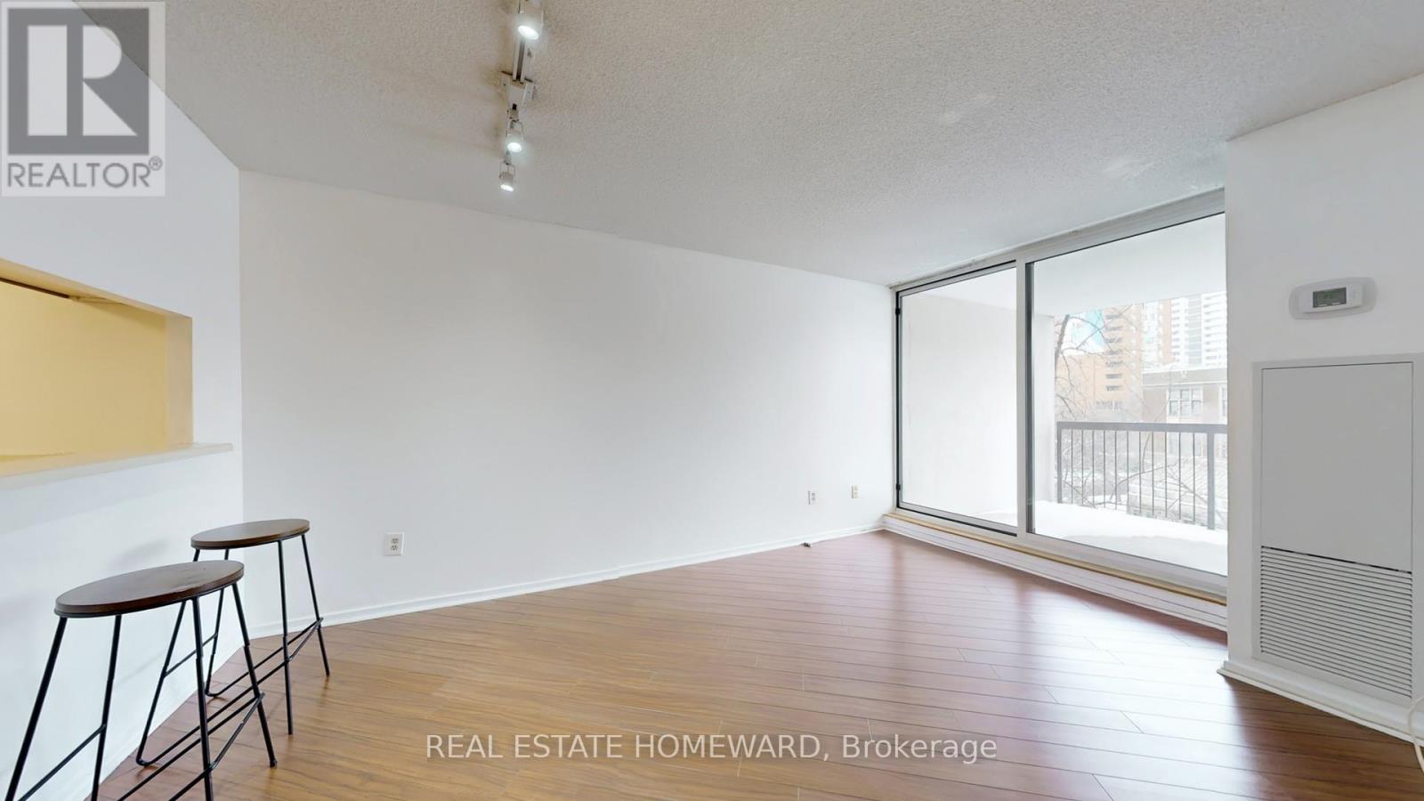 623 - 77 Maitland Place, Toronto, Ontario  M4Y 2V6 - Photo 7 - C12770136