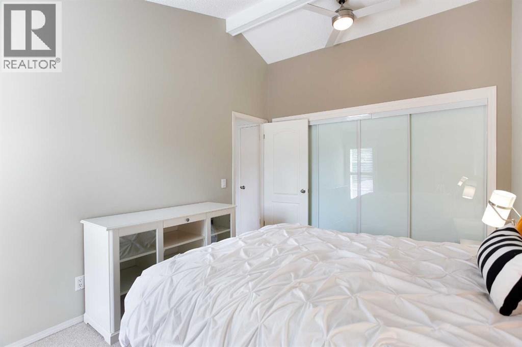 354 Brae Glen Road Sw, Calgary, Alberta  T2W 1B6 - Photo 17 - A2284150